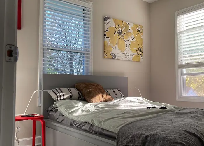 Cozy In Beautiful Historic Neighborhood * Aurora