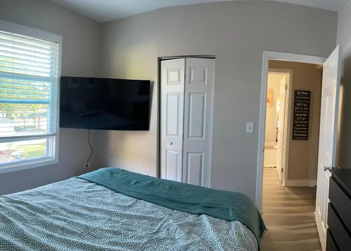 Cozy In Beautiful Historic Neighborhood * Aurora
